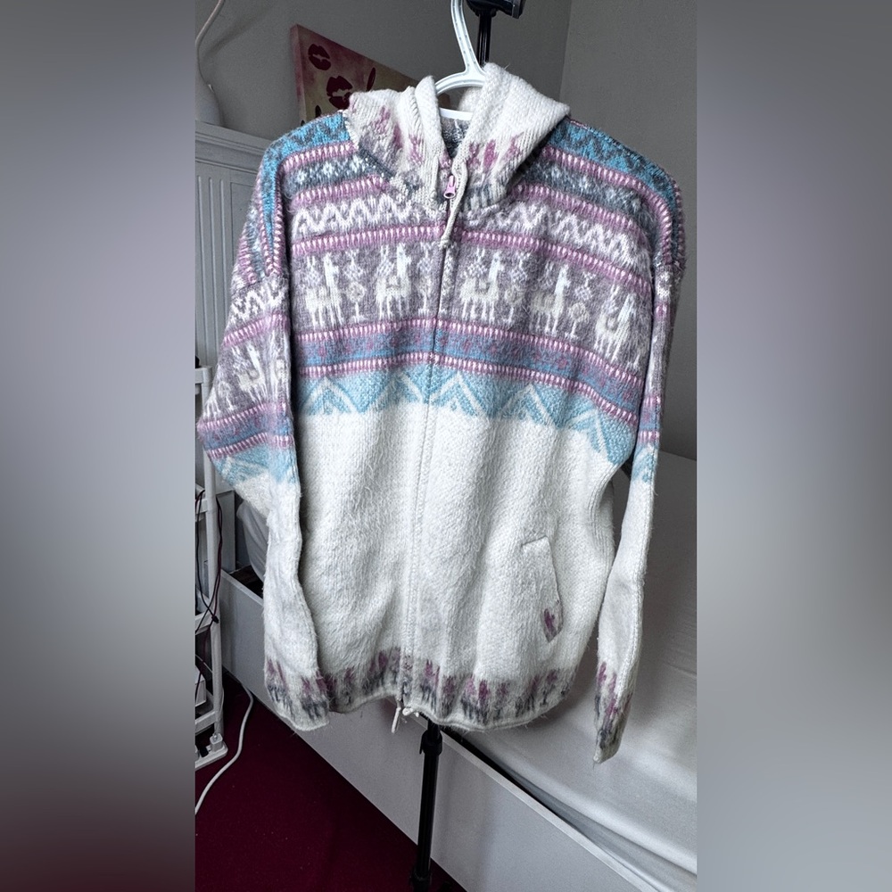 Unisex wool Hooded Cardigan with Reindeer Pattern